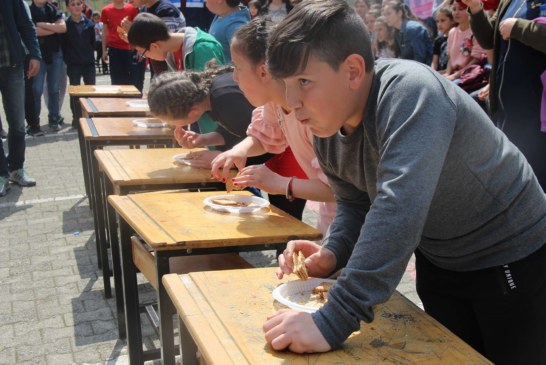 Karadeniz Ortaokul’u 2.Geleneksel Bahar Şenliği Kutlaması Yapıldı